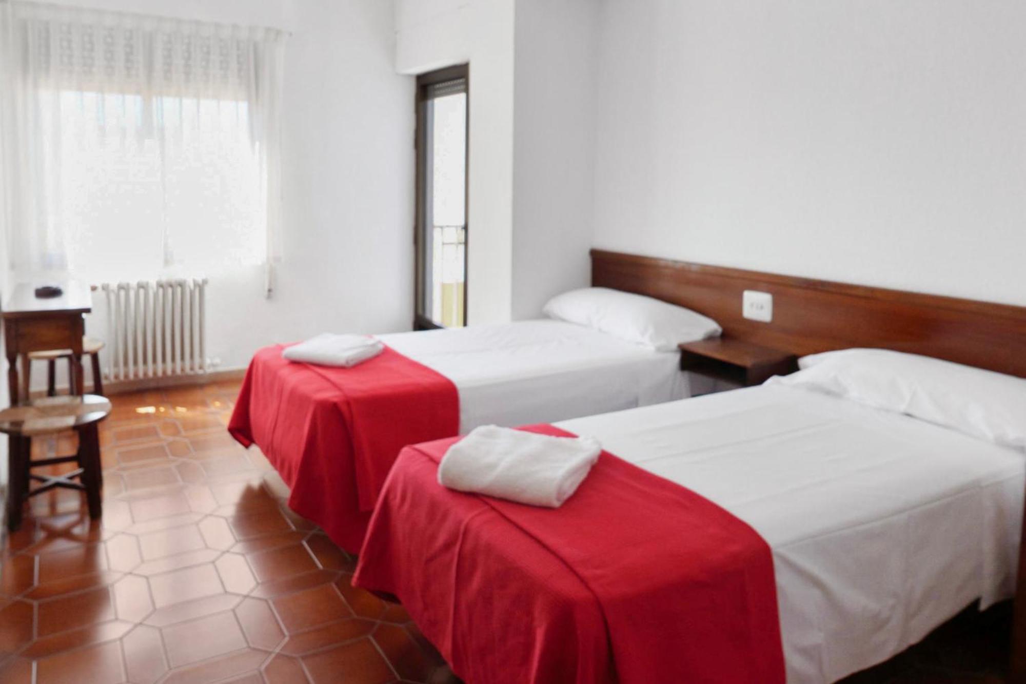 Hostal La Torre Benicassim Ngoại thất bức ảnh