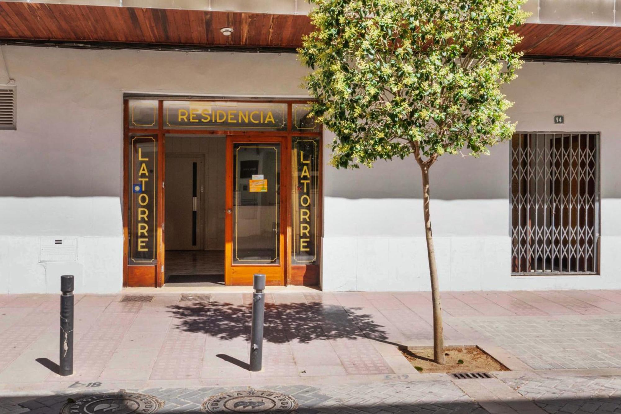 Hostal La Torre Benicassim Ngoại thất bức ảnh